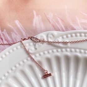 Tiffany 2023 год, новинка, круглые маленькие двойные буквы T, чер