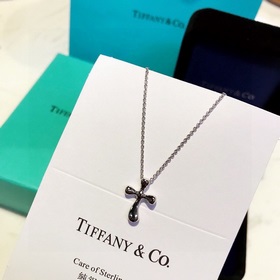 Высококачественная версия мини-крест Tiffany. Популярный среди мо