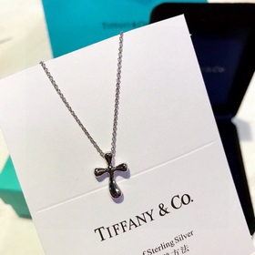 Высококачественная версия мини-крест Tiffany. Популярный среди мо