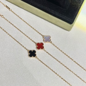 Vca Van Cleef & Arpels - классический четырехлистный клевер, 