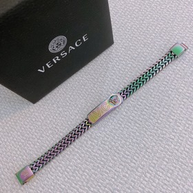 Браслет Versace с логотипом Duma. Элегантный и стильный, он однов