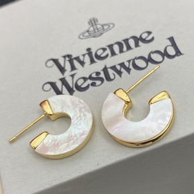 1880    Основательница Vivienne Westwood, известная среди покл