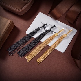 YSL Saint Laurent серьги с бахромой и цепочкой. Смелый и классиче