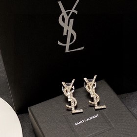 Новые серьги YSL Saint Laurent с бриллиантами. Красота никогда не