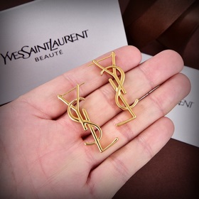 YSL Saint Laurent буквальные серьгиз оригинальной латуни. Компани
