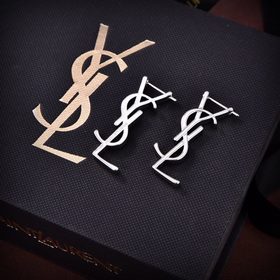 YSL Saint Laurent буквальные серьгиз оригинальной латуни. Компани