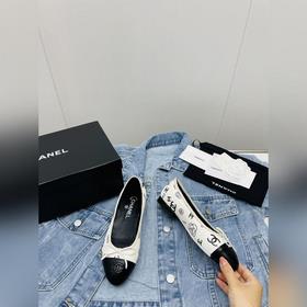 Новые балетки Chanel Это самая классическая модель Chanel, котора