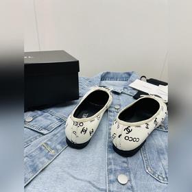 Новые балетки Chanel Это самая классическая модель Chanel, котора