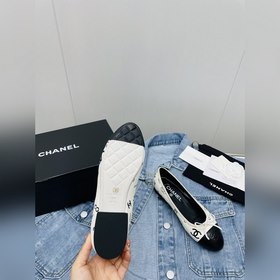 Новые балетки Chanel Это самая классическая модель Chanel, котора