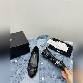 Новые балетки Chanel Это самая классическая модель Chanel, котора