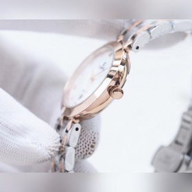 Бренд： Chanel Тип： Женские наручные часы Корпус： высший класс, 