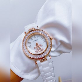 Популярная модель Chanel CHANEL серия Ceramic, аналогичная модели