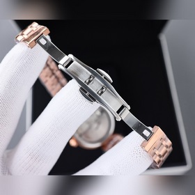 Бренд： Chanel Модель： Новая женская механическая часы Механизм： и