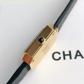 Женские кварцевые часы Chanel Black Gold Small Sugar Cube Размер 
