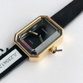 Женские кварцевые часы Chanel Black Gold Small Sugar Cube Размер 