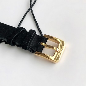 Женские кварцевые часы Chanel Black Gold Small Sugar Cube Размер 