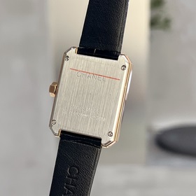 Chanel - Новая коллекция 2023 года CHANEL BOY FRIEND - Солнце, лу