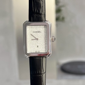 Chanel - Новая коллекция 2023 года CHANEL BOY FRIEND - Солнце, лу