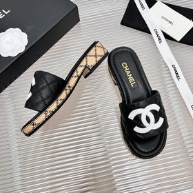 Chanel 2023 новинки на официальном сайте, синхронизированные с на