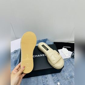 Chanel 23 новейшие тапочки Тапочкиз овечьей кожи с плетеным водоо