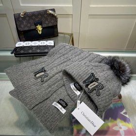 Классический комплект DIOR： шапка и шарф! Качество кашемира и кро