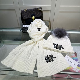 Классический комплект DIOR： шапка и шарф! Качество кашемира и кро