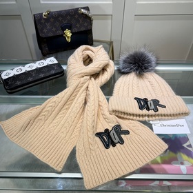 Классический комплект DIOR： шапка и шарф! Качество кашемира и кро