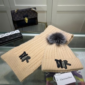 Классический комплект DIOR： шапка и шарф! Качество кашемира и кро