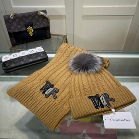Классический комплект DIOR： шапка и шарф! Качество кашемира и кро