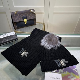 Классический комплект DIOR： шапка и шарф! Качество кашемира и кро