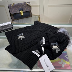 Классический комплект DIOR： шапка и шарф! Качество кашемира и кро