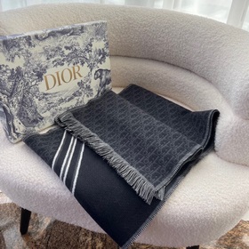 Новейший шарф DIOR для мужчин и женщин. Очень нежный и стильный д