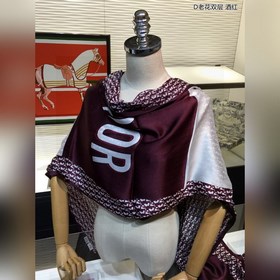 Новая модель из шелка Dior, синхронно с новыми моделями в магазин