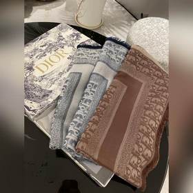 Высококачественный шарф Dior с классическим квадратным узором и б