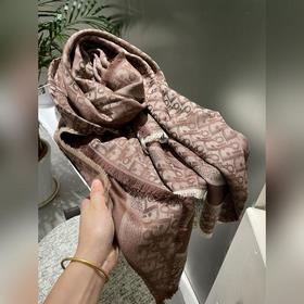 Высококачественный шарф Dior с классическим квадратным узором и б