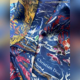 Популярный товар из шелка. Новейшая модель от Dior, представленна