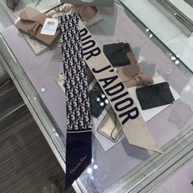 Dior, качество, идеальные детали. Ленты с разными элементами с об