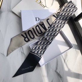 Dior, качество, идеальные детали. Ленты с разными элементами с об