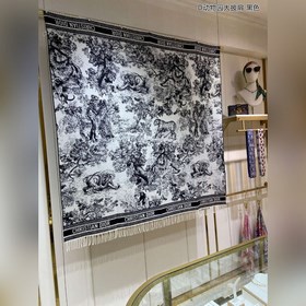 Новинка： новейшая популярная накидка от Dior 【Большая шаль Dior с
