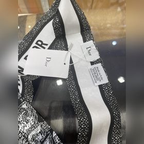 Реальный товар выглядит лучше, качество фотографии на мобильном т