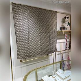 Новейшая модель от Dior 【Логотип с буквой «Do» 140】 Модель, котор