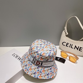 FENDI, вышитая рыбацкая шапка, лаконичная и элегантная, чрезвычай