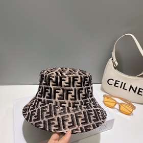 FENDI Фенди Бейсболка из серии Old Flower Классическая модель FF 