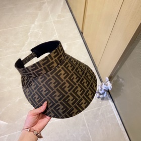 В комплекте с пылезащитным чехлом 【Fendi Новая модель летней кол