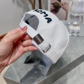 FENDI, вышитая бейсболка, лаконичный и элегантный дизайн, чрезвыч