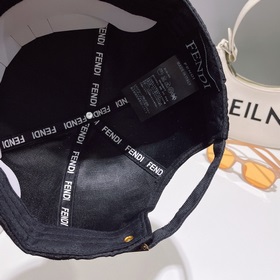 FENDI Фенди Бейсболка из серии Old Flower Классическая модель FF 