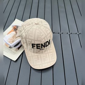 FENDI Fendi Модная бейсболка Новая модель. Рекомендуем обратить в