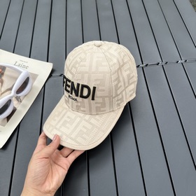 FENDI Fendi Модная бейсболка Новая модель. Рекомендуем обратить в