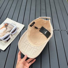 FENDI Fendi Модная бейсболка Новая модель. Рекомендуем обратить в