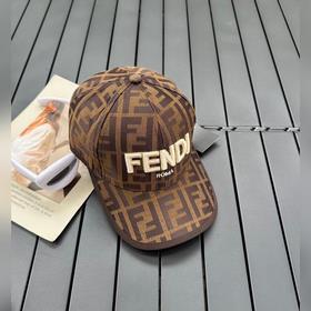 FENDI Fendi Модная бейсболка Новая модель. Рекомендуем обратить в